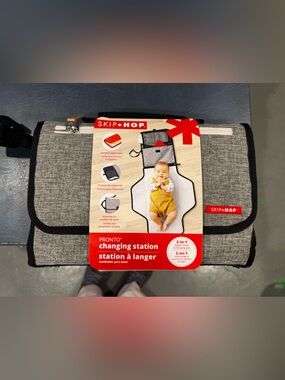 Skip Hop Heather Gray Portable Changing Station with Black Trim